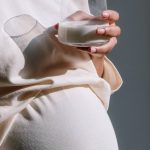 Peut-on consommer du yaourt au lait cru durant la grossesse